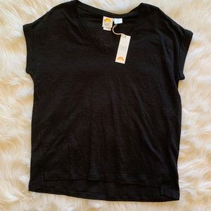 Black linen top size Small